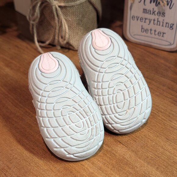 Stride Rite Rainbow Jazzy Sparkle Shoes Size 3.5 Medium - Picture 5 of 6